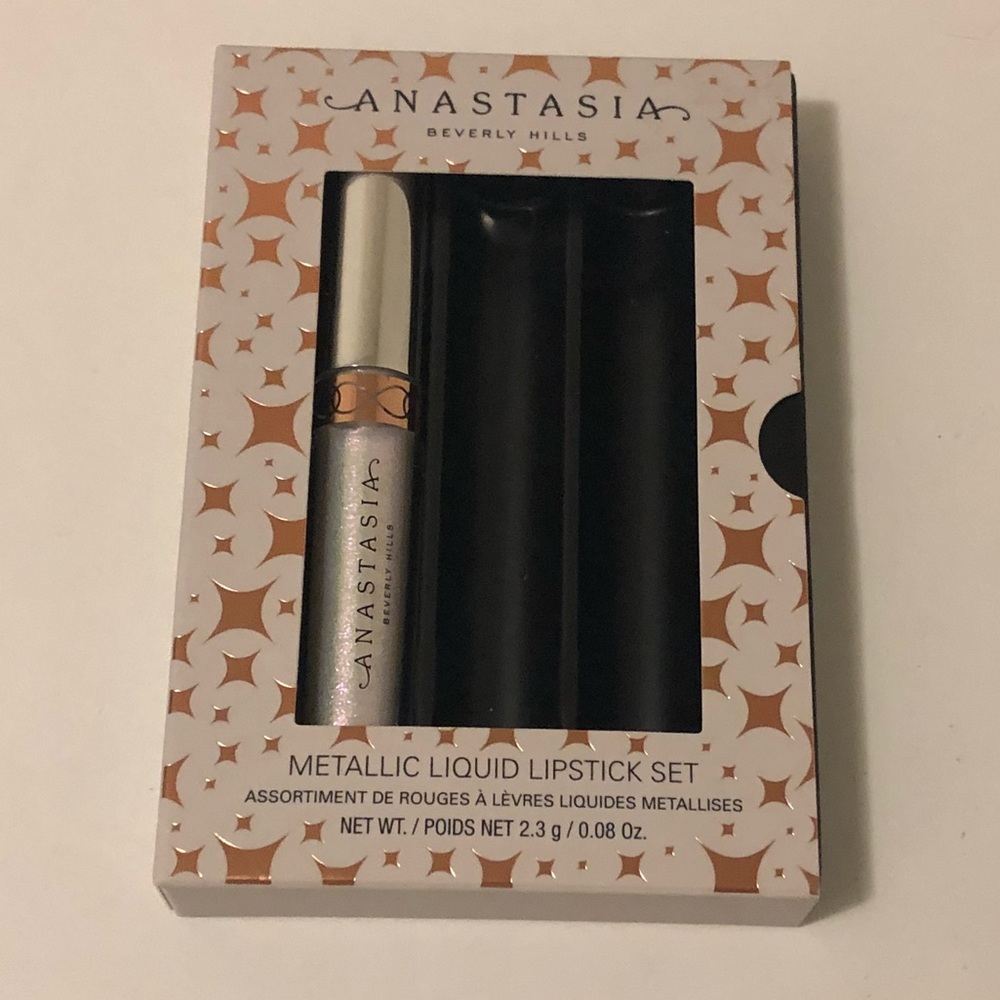 ❌TRADED❌ ABH Metallic Liquid Lipstick